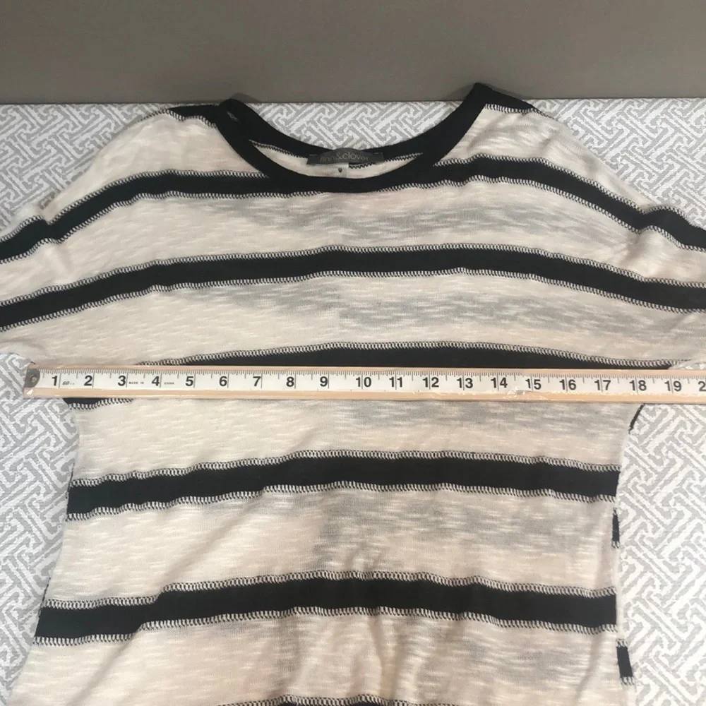 Finn & Clover Pullover Summer Sweater Small